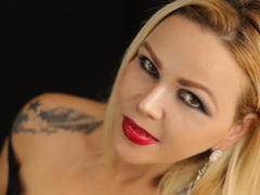 SilviaNovikov - blond female with  big tits webcam at LiveJasmin