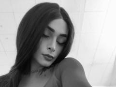 AdharaaMoon - shemale webcam at xLoveCam