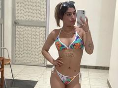 Adissonlee - blond female webcam at xLoveCam