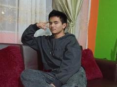 AdonisLatin - male webcam at xLoveCam