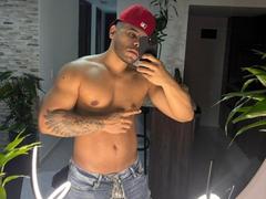 AdrianMontrell - male webcam at xLoveCam