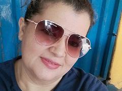 AdrianaPrettie - blond female webcam at xLoveCam