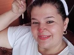 AdrianaPrettie - blond female webcam at xLoveCam
