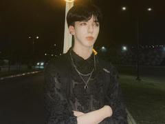 Aerumchae - shemale with brown hair webcam at xLoveCam