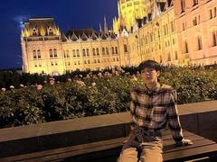 Aerumchae - shemale with brown hair webcam at xLoveCam