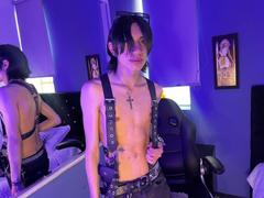 Aetternum - male webcam at xLoveCam