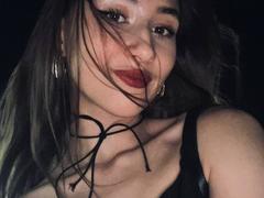 Afinaa - female with brown hair and  big tits webcam at xLoveCam