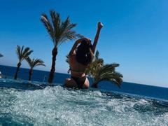 Afinaa - female with brown hair and  big tits webcam at xLoveCam