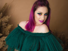 Agaa - female with black hair and  big tits webcam at xLoveCam