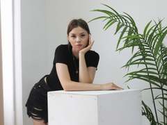 AgataFronce - female with brown hair webcam at LiveJasmin