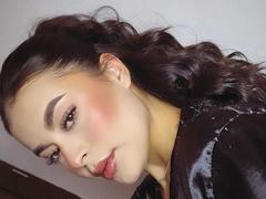 AgataVixen - female with black hair and  big tits webcam at xLoveCam