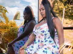 AgathaBlossom - female with black hair and  big tits webcam at LiveJasmin