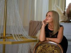 AgathaKlouin - blond female webcam at LiveJasmin