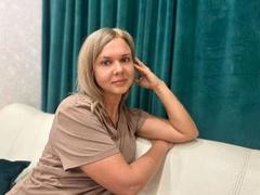 AgathaKlouin - blond female webcam at LiveJasmin