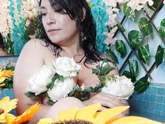 AshleeyBollton - female with black hair and  big tits webcam at LiveJasmin