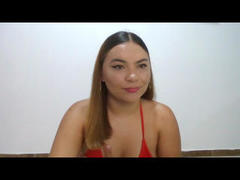 AidaWilliam from xLoveCam