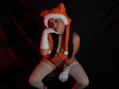CelestheCarter - female with brown hair webcam at LiveJasmin