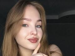 AileneArimas - female webcam at xLoveCam