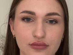 AileneArimas - female webcam at xLoveCam
