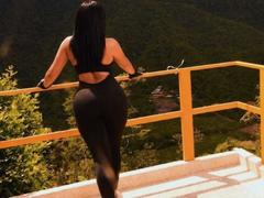 AiunyQueens - female with brown hair and  big tits webcam at xLoveCam