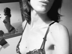 Aiyana - female with brown hair and  small tits webcam at xLoveCam