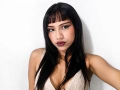 AkariCherise - female with black hair webcam at xLoveCam