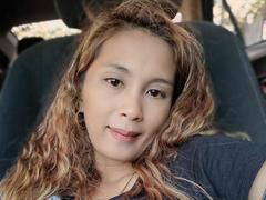 AkeshaStar from xLoveCam