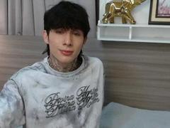 AkiraTattoo from xLoveCam
