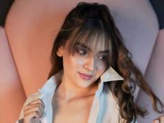 ZoeRusso - female with brown hair and  big tits webcam at xLoveCam