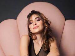 ZoeRusso - female with brown hair and  big tits webcam at xLoveCam