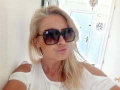 AlanRubia-hot - blond female webcam at xLoveCam