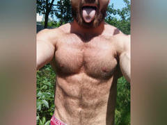 AlanStrongs - male webcam at xLoveCam