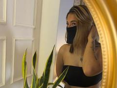 AlanaCuttie - blond female webcam at xLoveCam