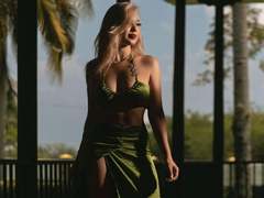 AlanaMonroe - blond female webcam at xLoveCam