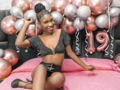 AlanaPatel - female with black hair webcam at LiveJasmin