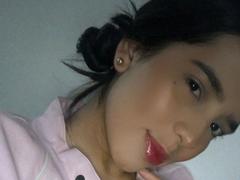 AlanaReyes - female with black hair and  small tits webcam at xLoveCam