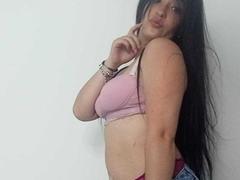 AlannaScott - female with black hair and  big tits webcam at xLoveCam