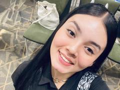 AlannaVelvet - female with black hair and  big tits webcam at xLoveCam