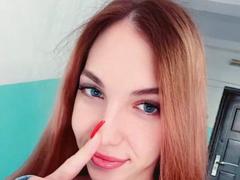 AleaseBenson - female with brown hair webcam at xLoveCam