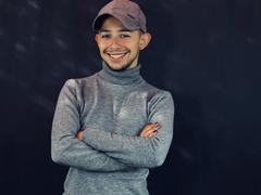 AlecAndrews from xLoveCam