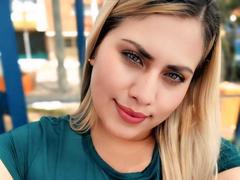 AlejaBlonde - blond female webcam at xLoveCam