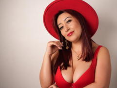 AlejaMature - female with red hair and  big tits webcam at xLoveCam