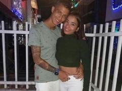 AlejoyMaria - couple webcam at xLoveCam