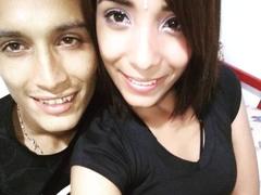 AlejoyMaria - couple webcam at xLoveCam