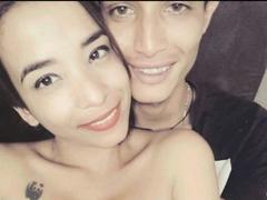 AlejoyMaria - couple webcam at xLoveCam