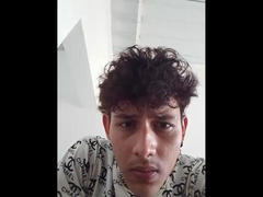 AlendersTwo from xLoveCam