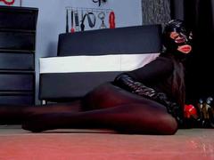 AleshkaStone - female with black hair webcam at xLoveCam