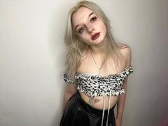 Alessa - female webcam at ImLive