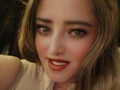 AlessadraJoness - blond female webcam at xLoveCam