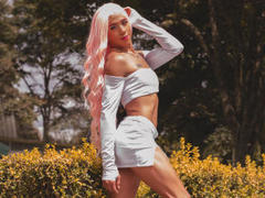 AlessandraFerr897 - blond shemale webcam at ImLive